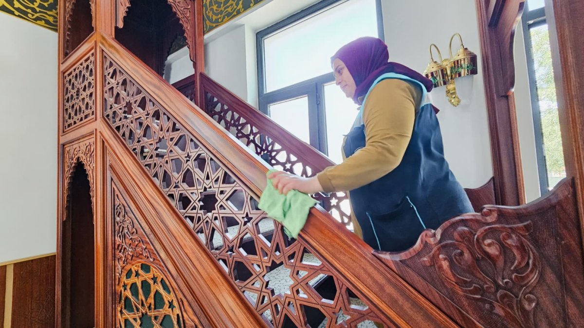 BATTALGAZİ BELEDİYESİ MEHMET TURGUT CAMİİ'Nİ AÇILIŞA HAZIRLADI