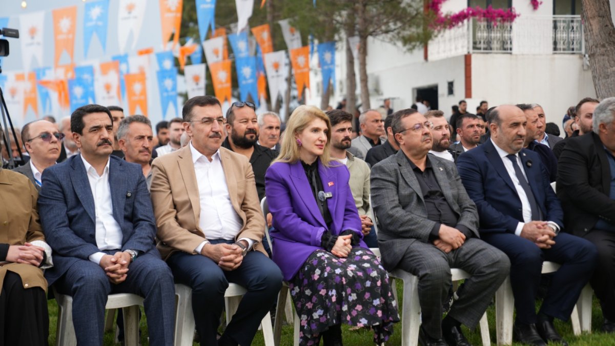BATTALGAZİ’DE MAHALLE BAŞKANLARI İSTİŞARE VE DEĞERLENDİRME TOPLANTISI GERÇEKLEŞTİRİLDİ