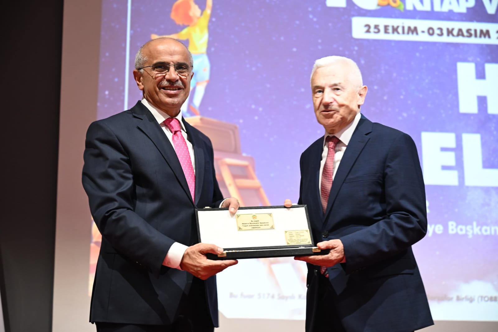 10.  Malatya Anadolu Kitap ve Kültür Fuarı Kitapseverlere Kapılarını Açtı