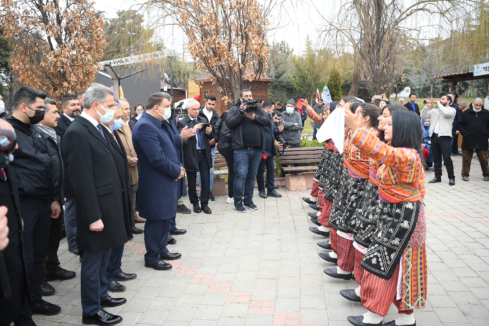 2. Kayısı Çiçeği Şenlikleri Açılış Töreni Yapıldı
