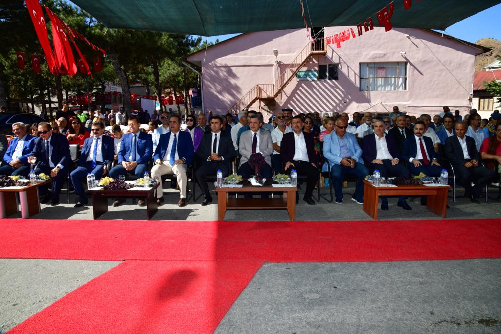 25. Arapgir Bağbozumu ve Mor Reyhan Hasat Şenlikleri Başladı