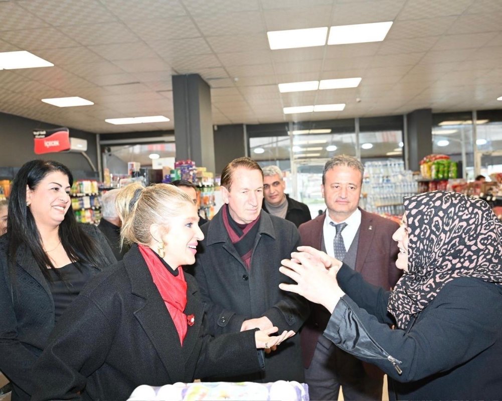 MİLLETVEKİLİ ÖLMEZTOPRAK’TAN KOP BOYKOT MARKET’E ZİYARET