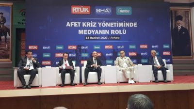 "Afet Kriz Yönetiminde Medyanın Rolü" Paneli Ankara'da Başladı