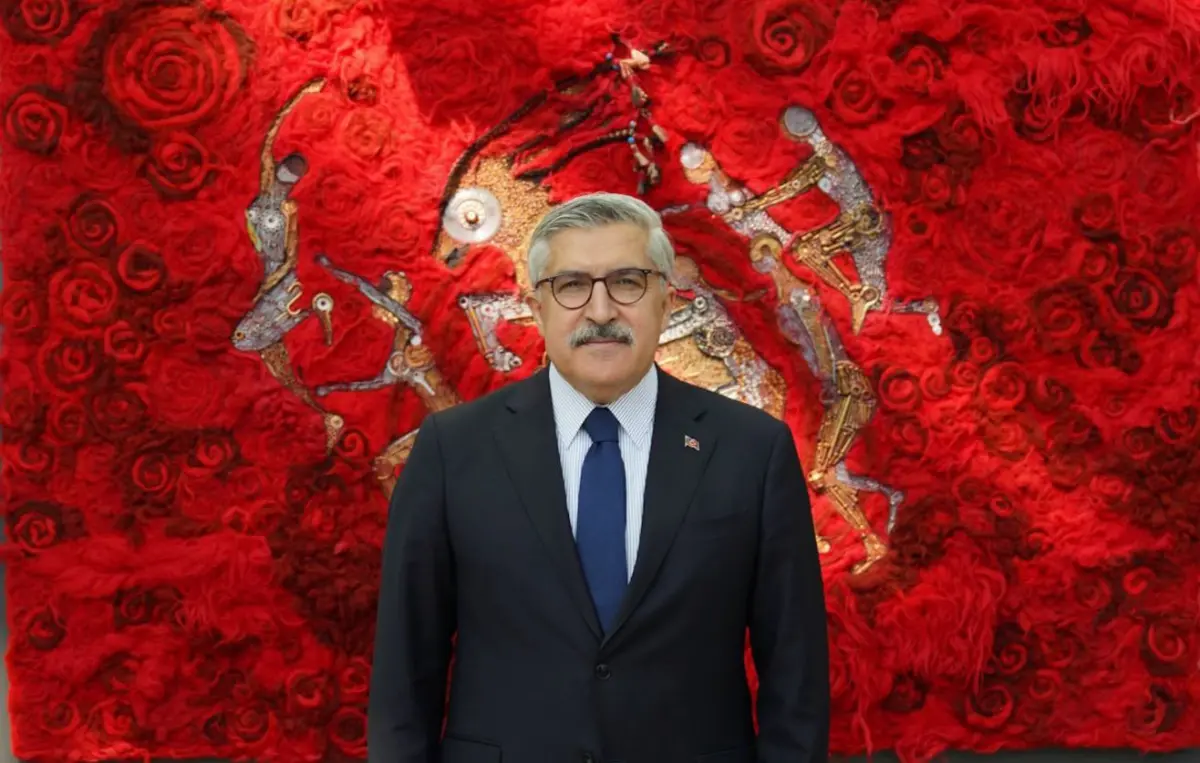 AK Parti Genel Başkan Yardımcısı Yayman'dan ArtAnkara 12. Uluslararası Çağdaş Sanat Fuarını ziyaret etti