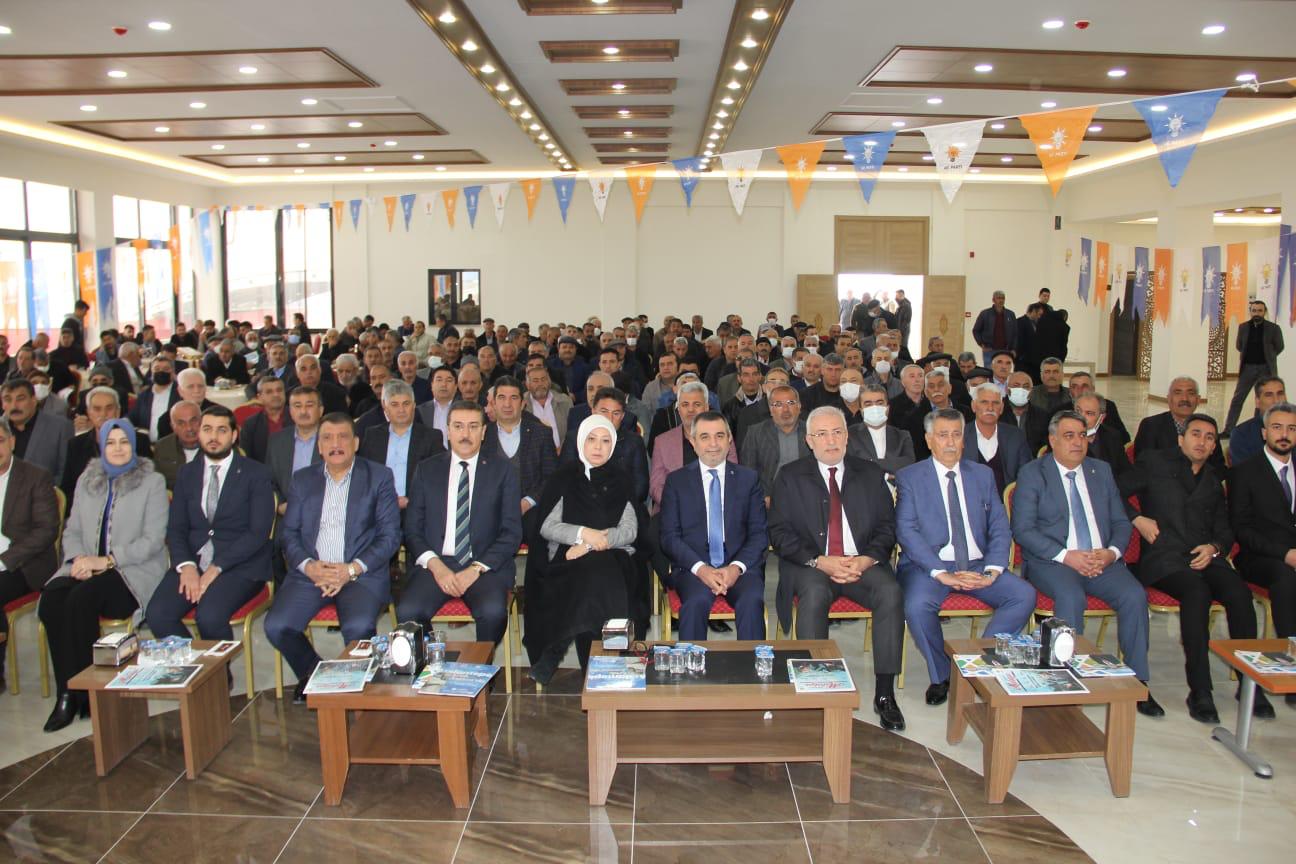 AK Parti Yazıhan'da İlçe Danışma Toplantısı Yaptı