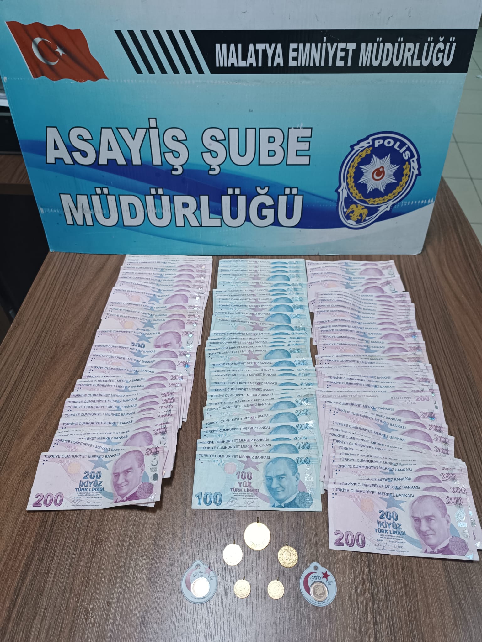 Altın Hırsızları Yakalandı