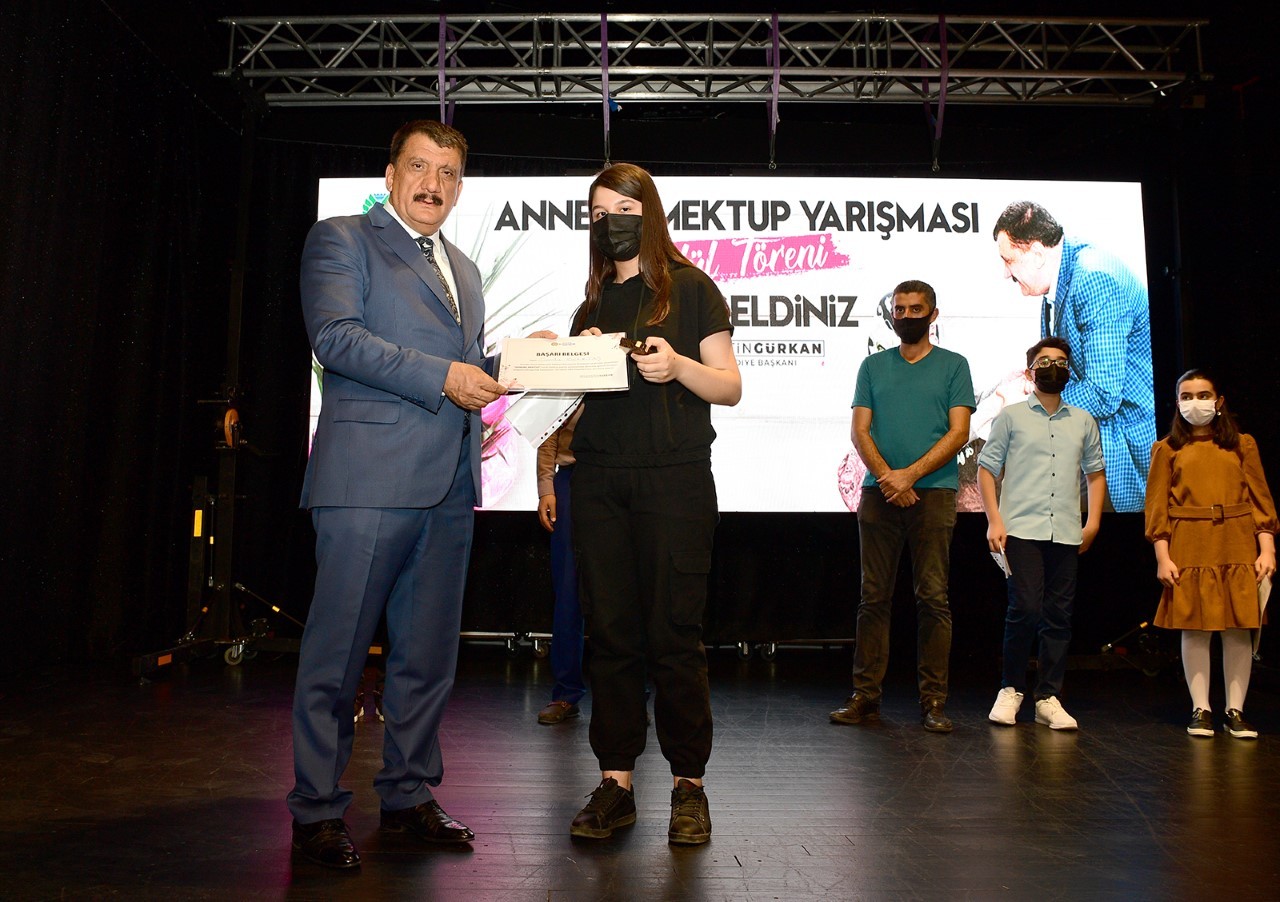 ‘Anneme Mektup’ yarışması ödül töreni