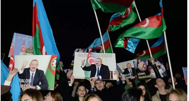 Azerbaycan'da Seçimin Galibi Aliyev