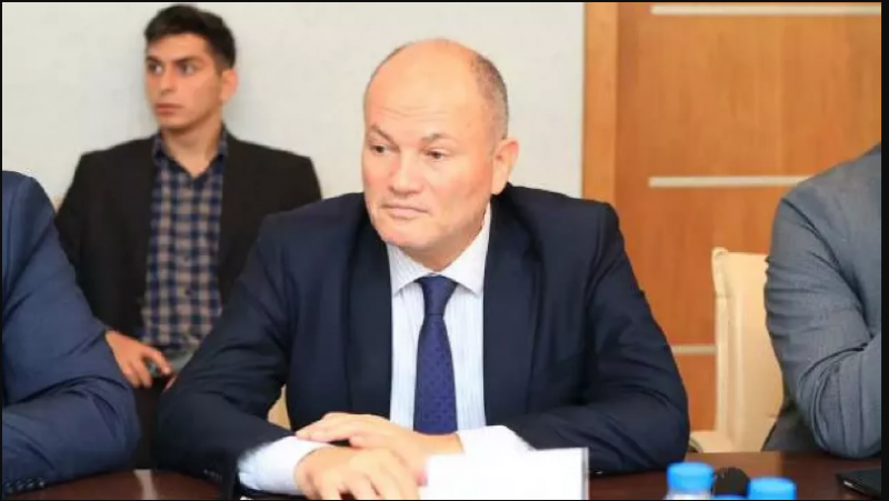 Azeri Gazeteciyi Güney Kıbrıs Rum Cumhuriyetine Sokmadılar