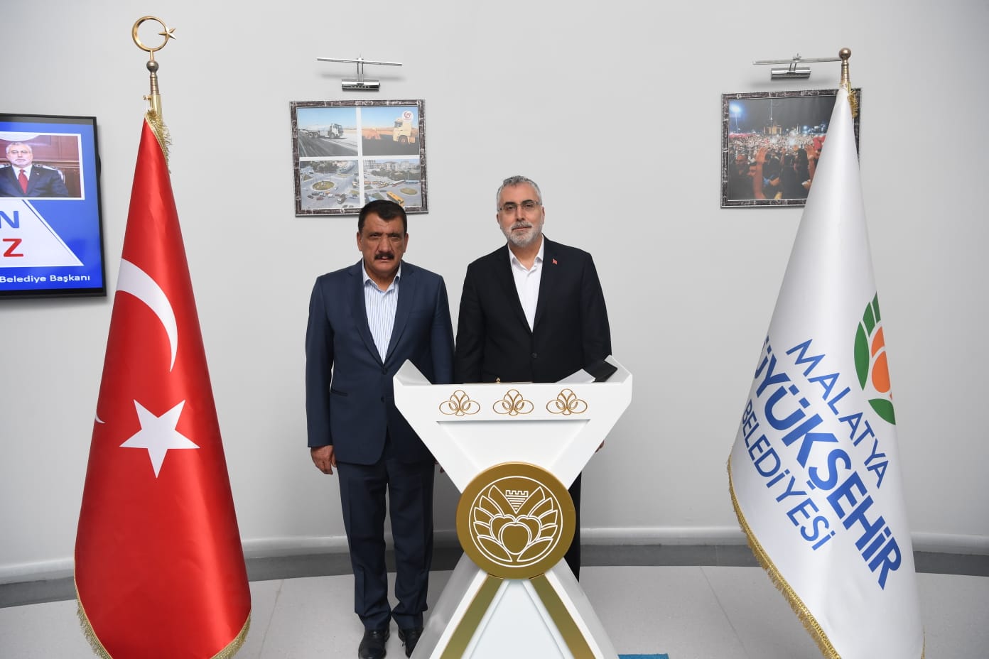 Bakan Işıkhan'dan Başkan Gürkan'a Ziyaret