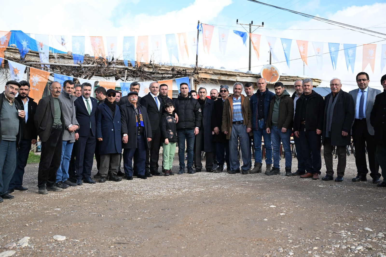 Başkan Adayı Sami Er Arapgirlilerle Buluştu