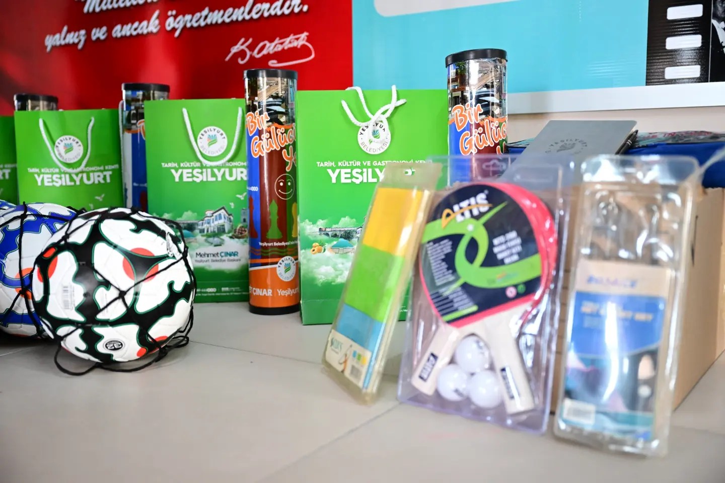 Başkan Çınar'dan Eğitime Destek