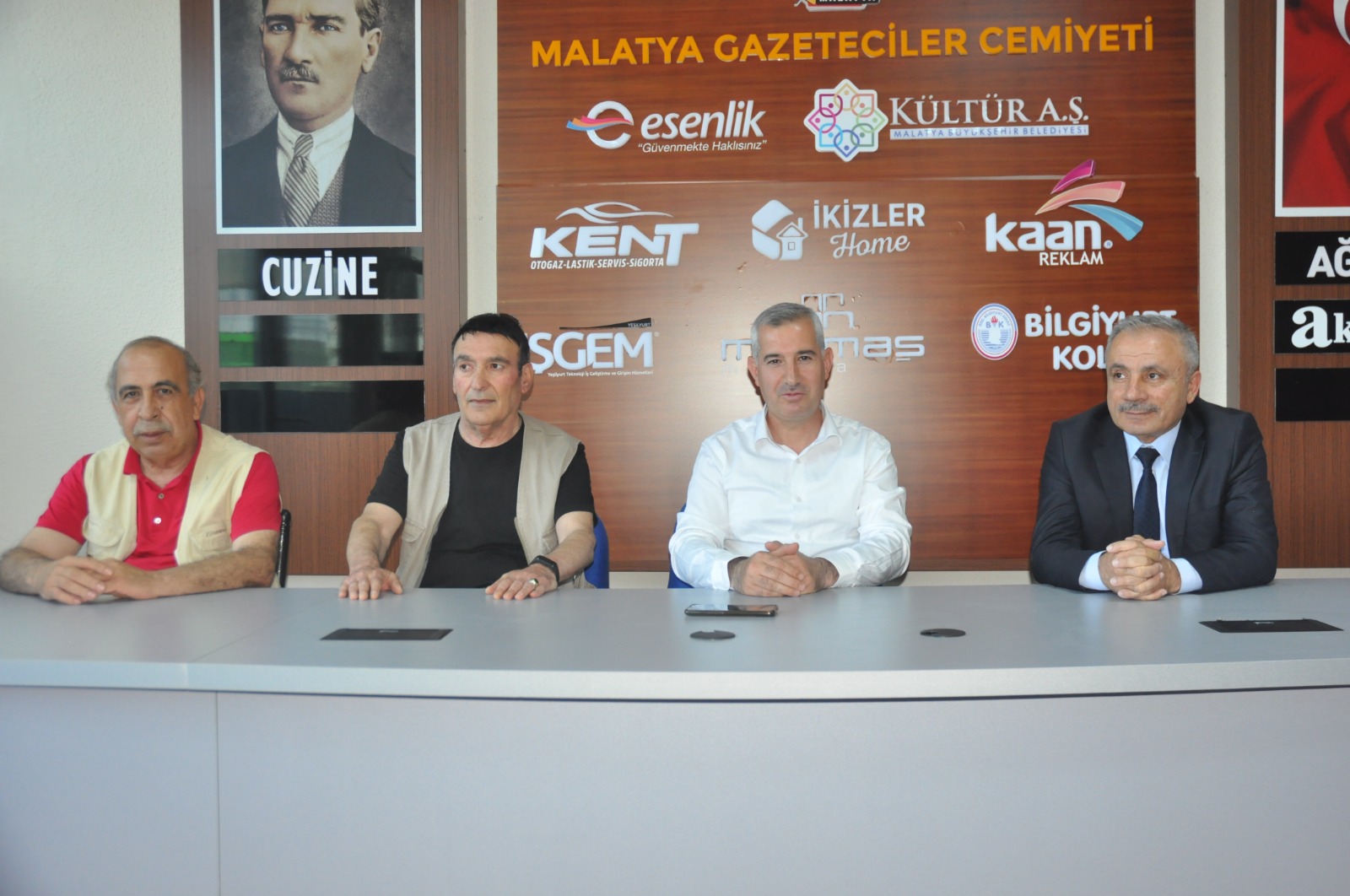 Başkan Çınar'dan MGC'ye Ziyaret