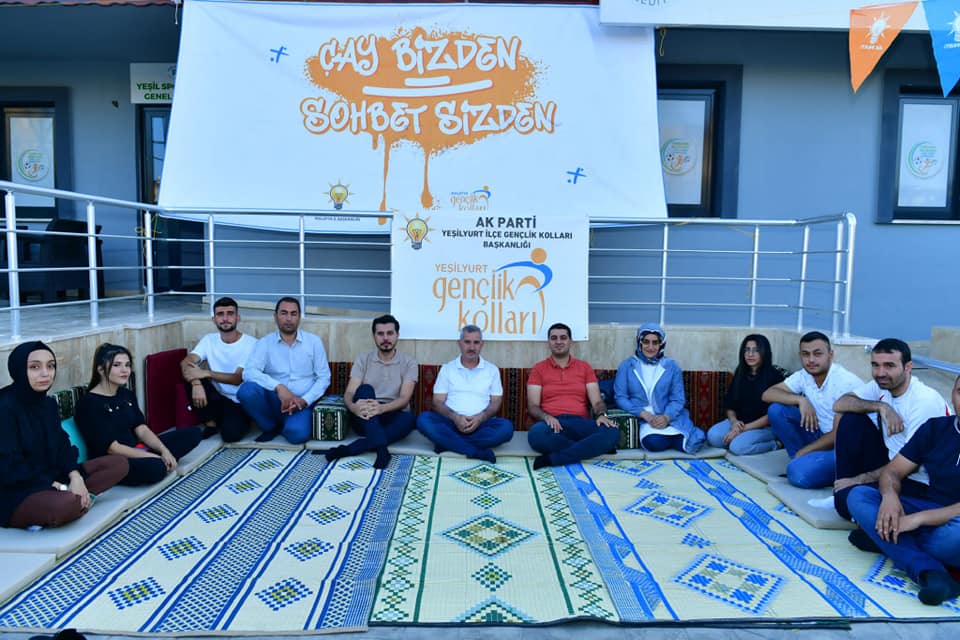 Başkan  Çınar Gençlerle Bir Araya Geldi