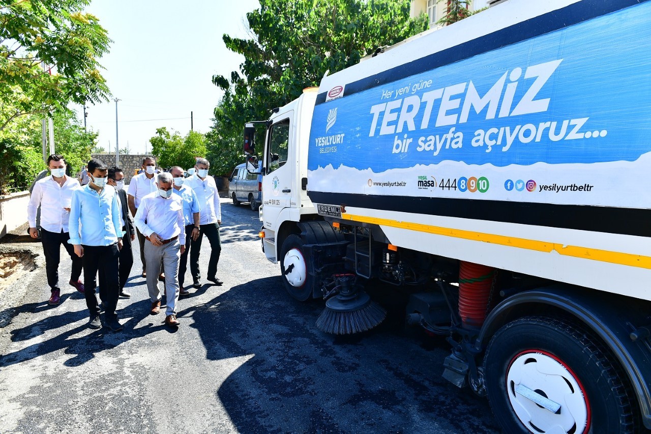 Başkan Çınar, temizlik çalışmalarını inceledi