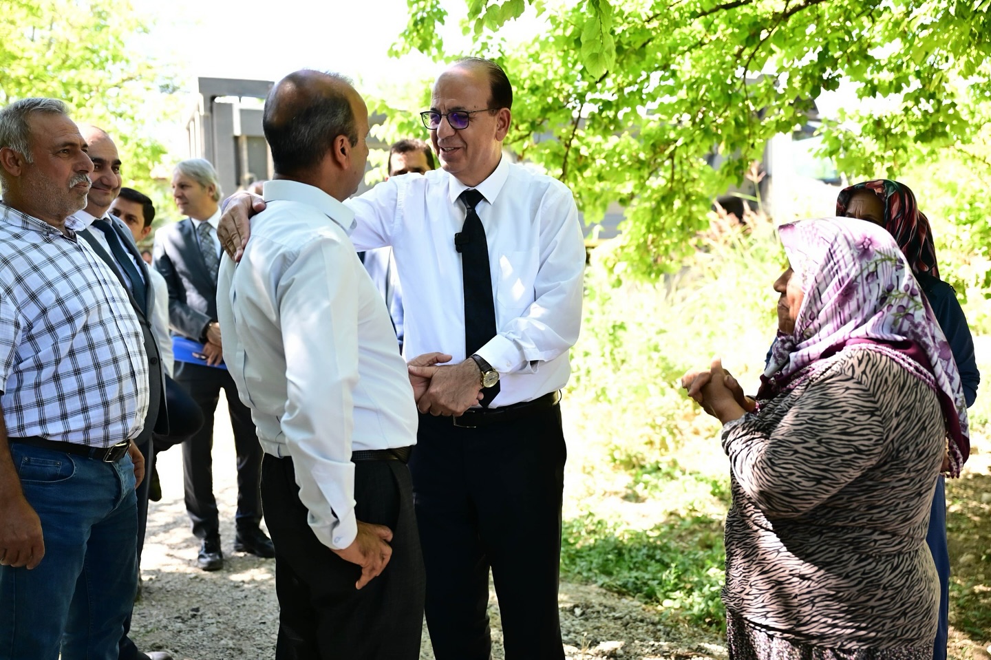 Başkan Geçit, “Ekiplerimiz Kırsal Mahallelerde 7/24 Çalışıyor”