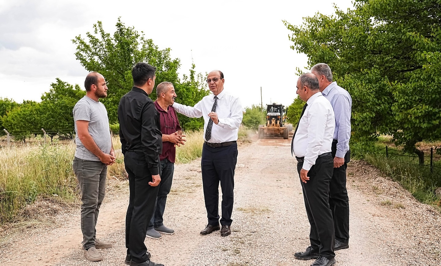 Başkan Geçit, Kırsal Mahallelerin Yollarını Mercek Altına Aldı
