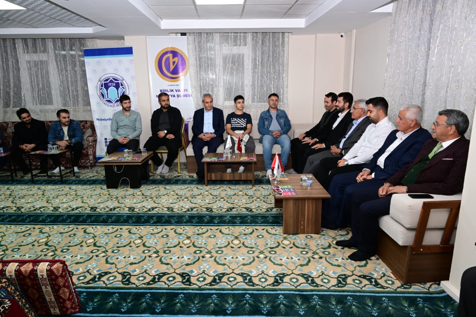 Başkan Güder Gençlerle Bir Araya Geldi