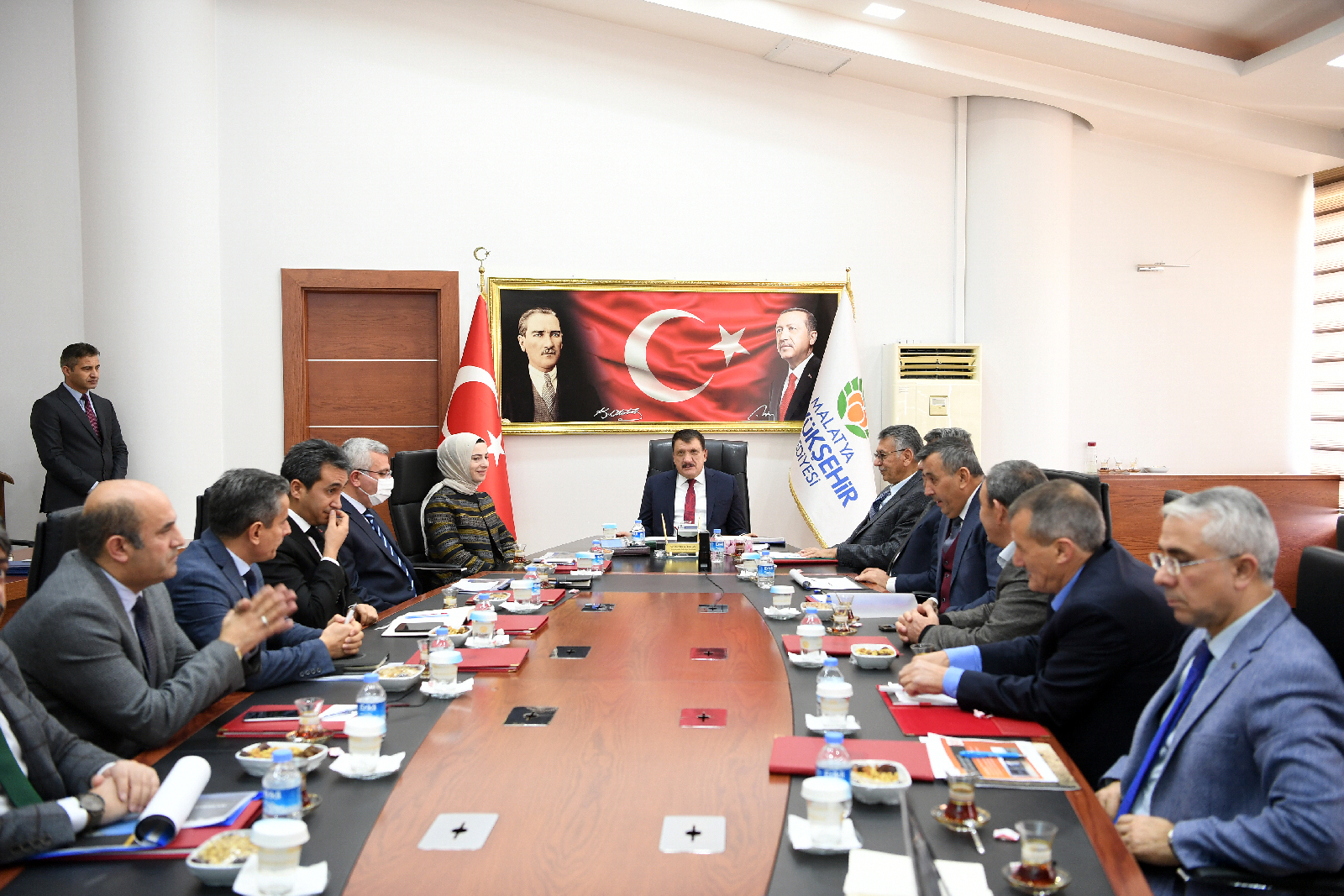 Başkan Gürkan'dan Yazıhan'da İstişare Toplantısı