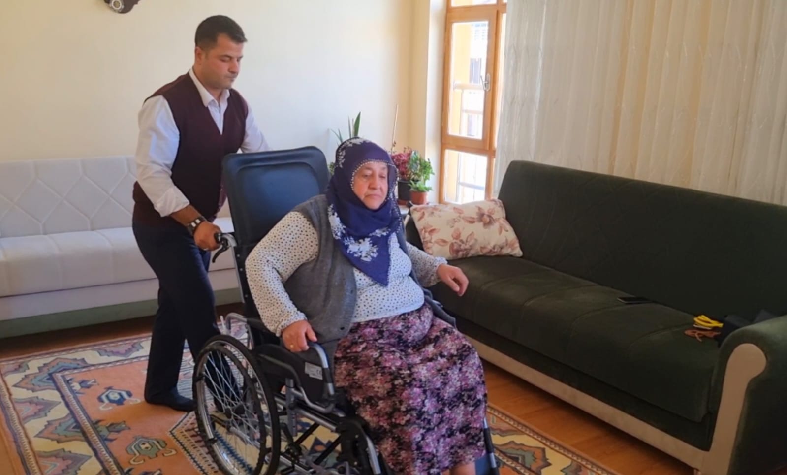 Başkan Gürkan Engelli Vatandaşın Talebini Geri Çevirmedi