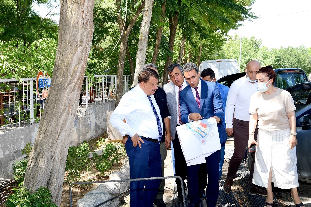 Başkan Gürkan, Horata mesire alanında incelemelerde bulundu