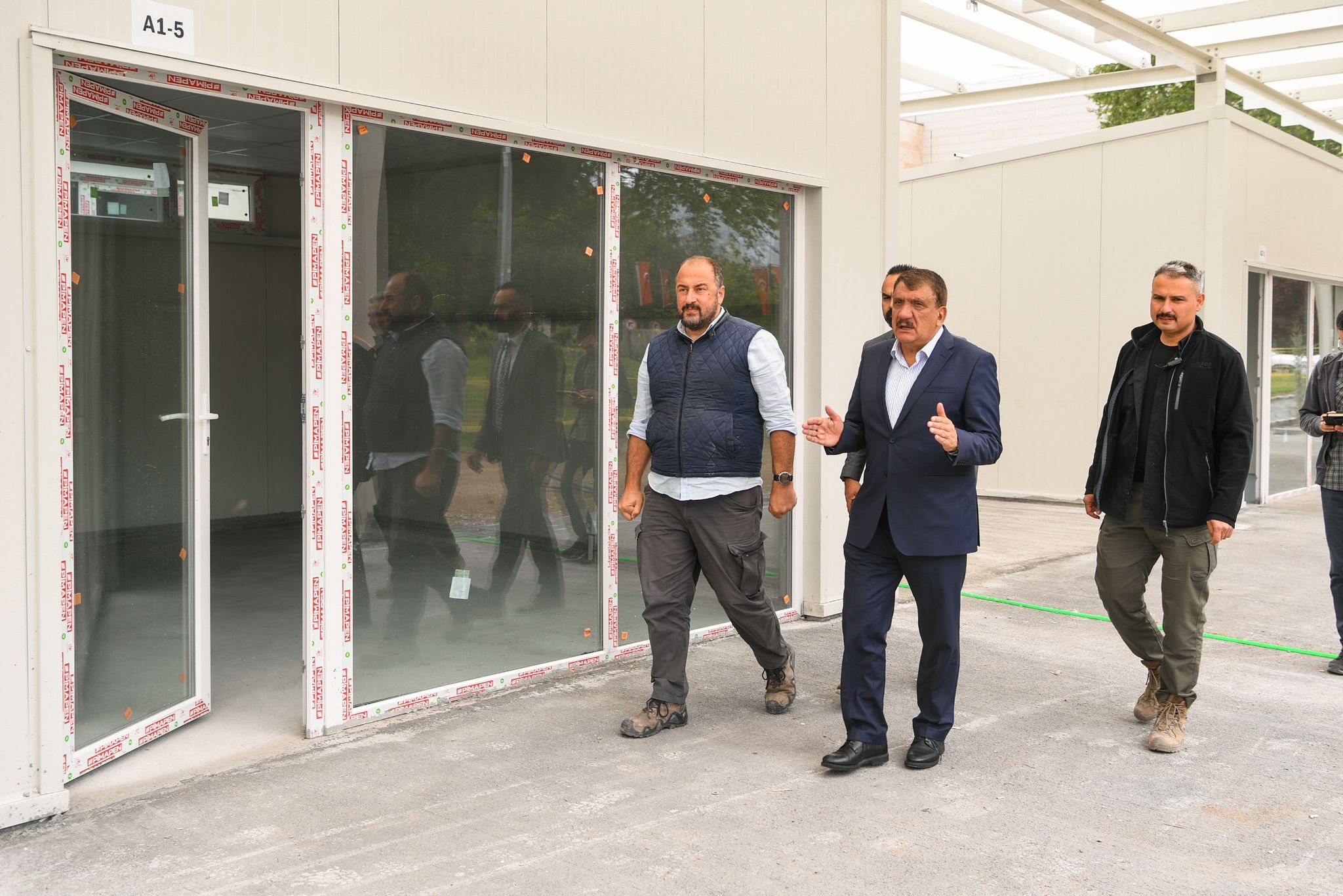 Başkan Gürkan Konteyner İş Yerlerini İnceledi