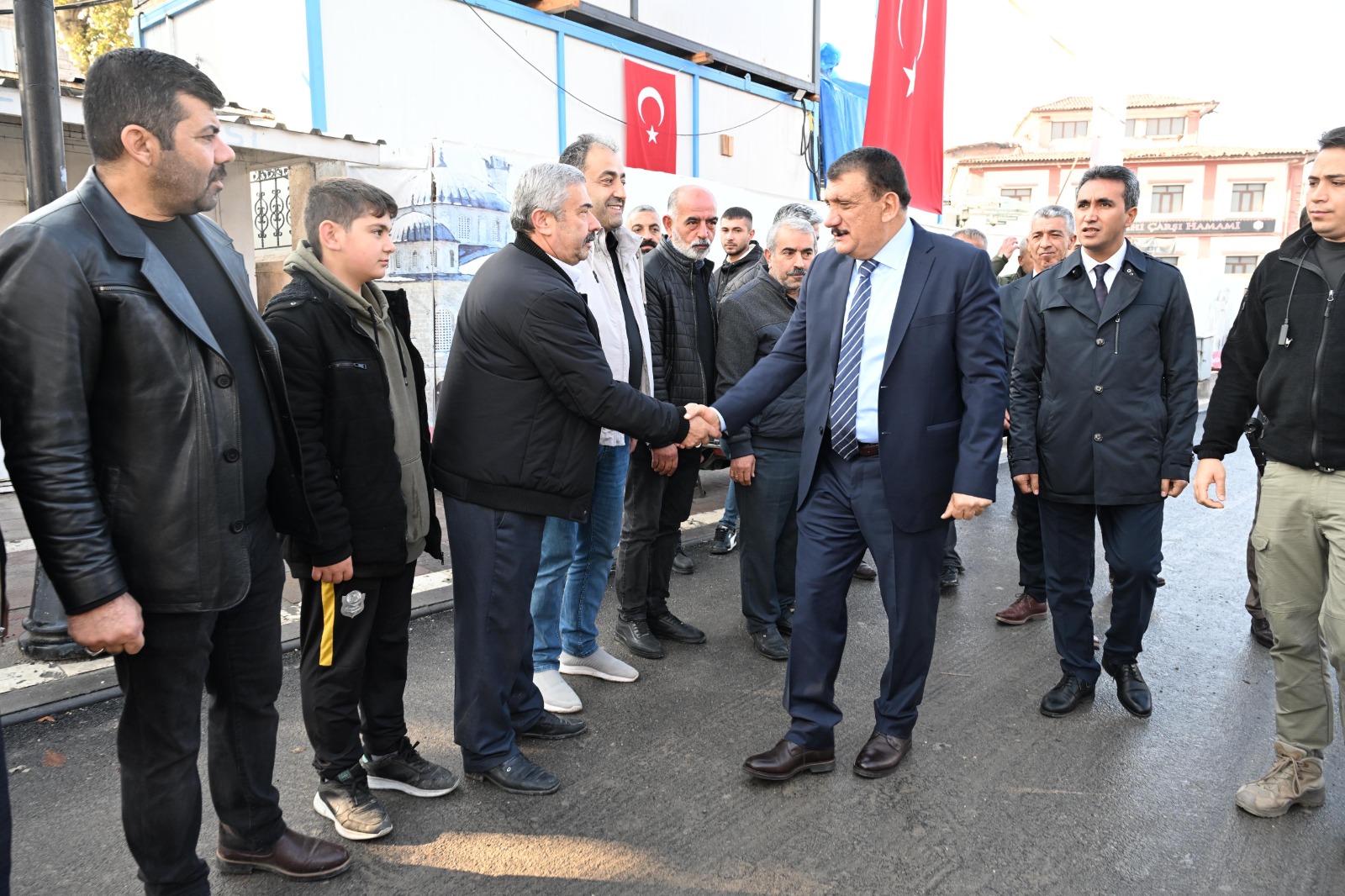 Başkan Gürkan Mısır Çarşısı Esnafıyla Bir Araya Geldi