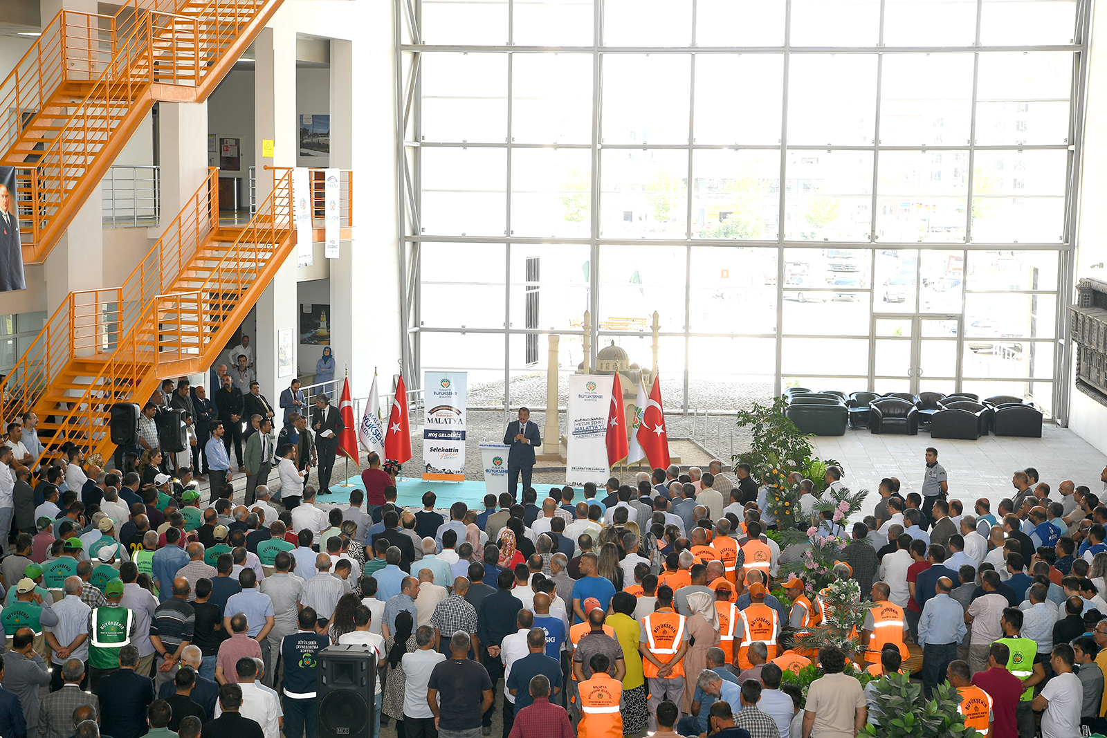 Baskan Gürkan Personellerle Bayramlaştı