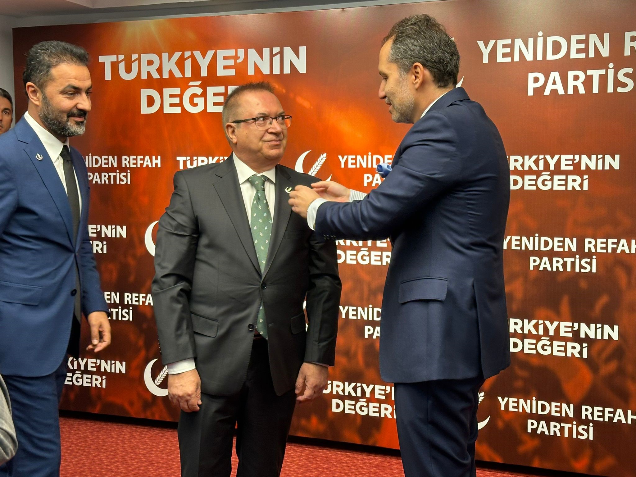 Başkan Kazgan YRP'ye Katıldı