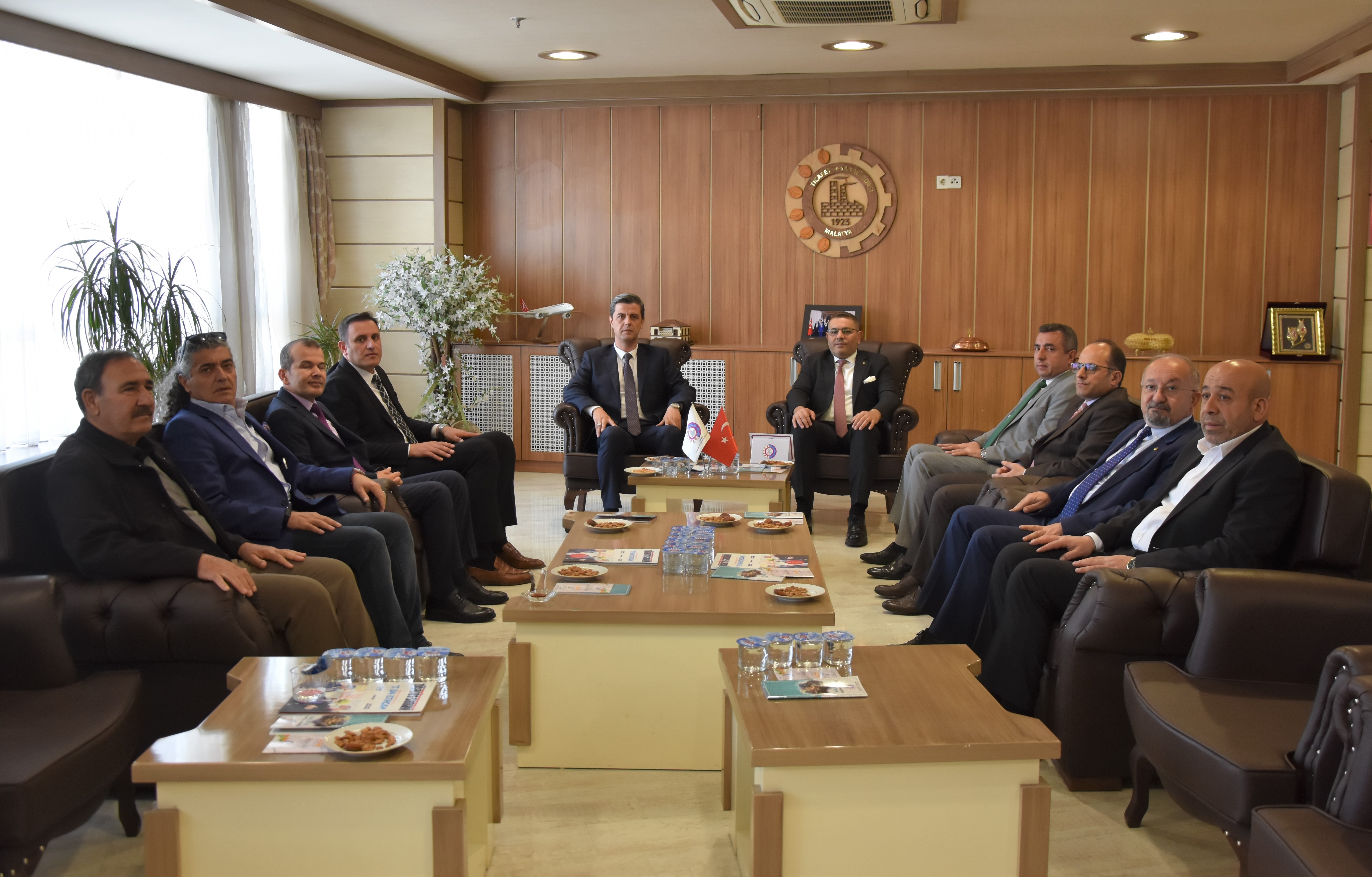 Başkan Sadıkoğlu: “Bu Zorlu Süreçte İşletmelere Kolaylık Sağlanmalı”