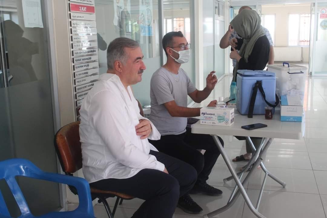 Başkan Turanlı’dan aşı çağrısı