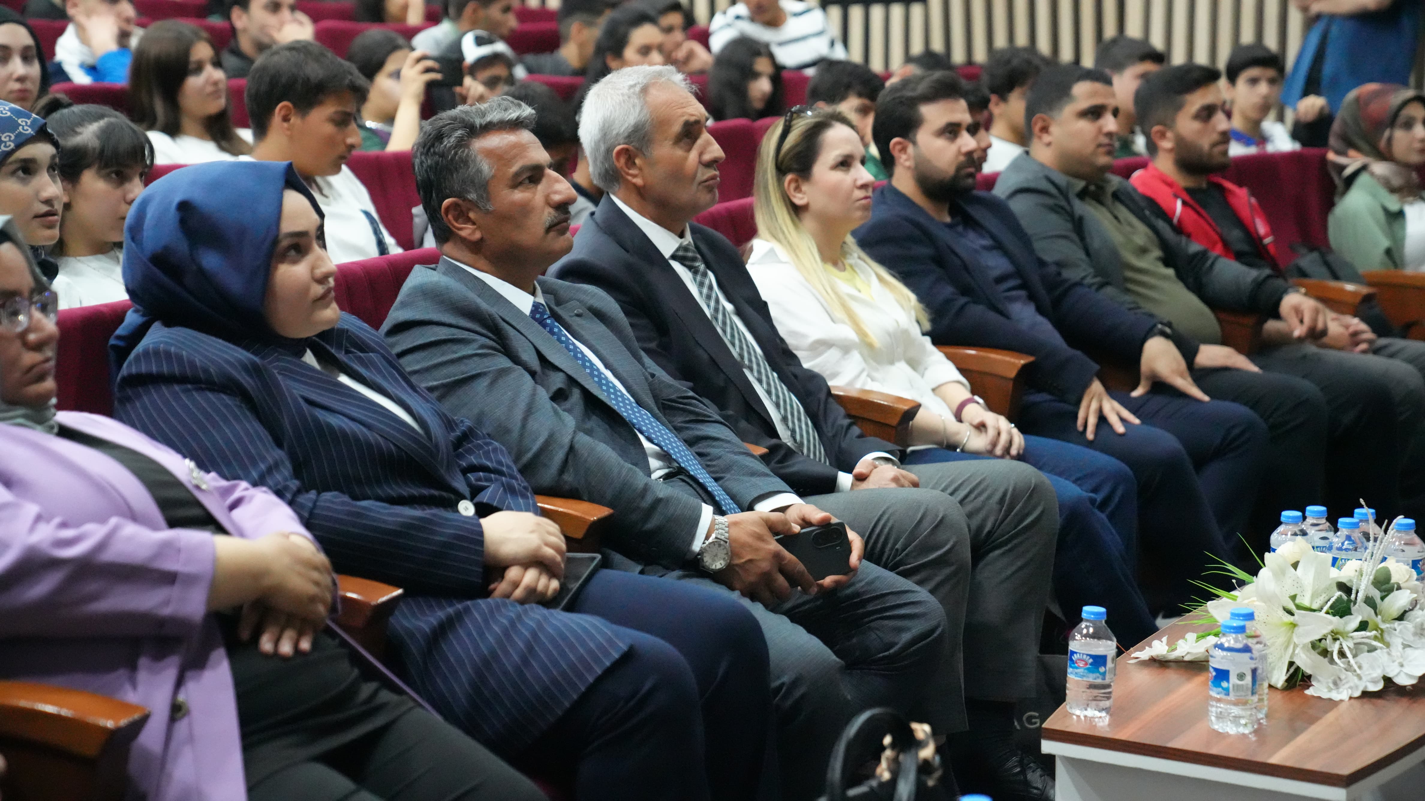 BATTALGAZİ BELEDİYESİ’NDEN GENÇLERE SINAV MOTİVASYONU