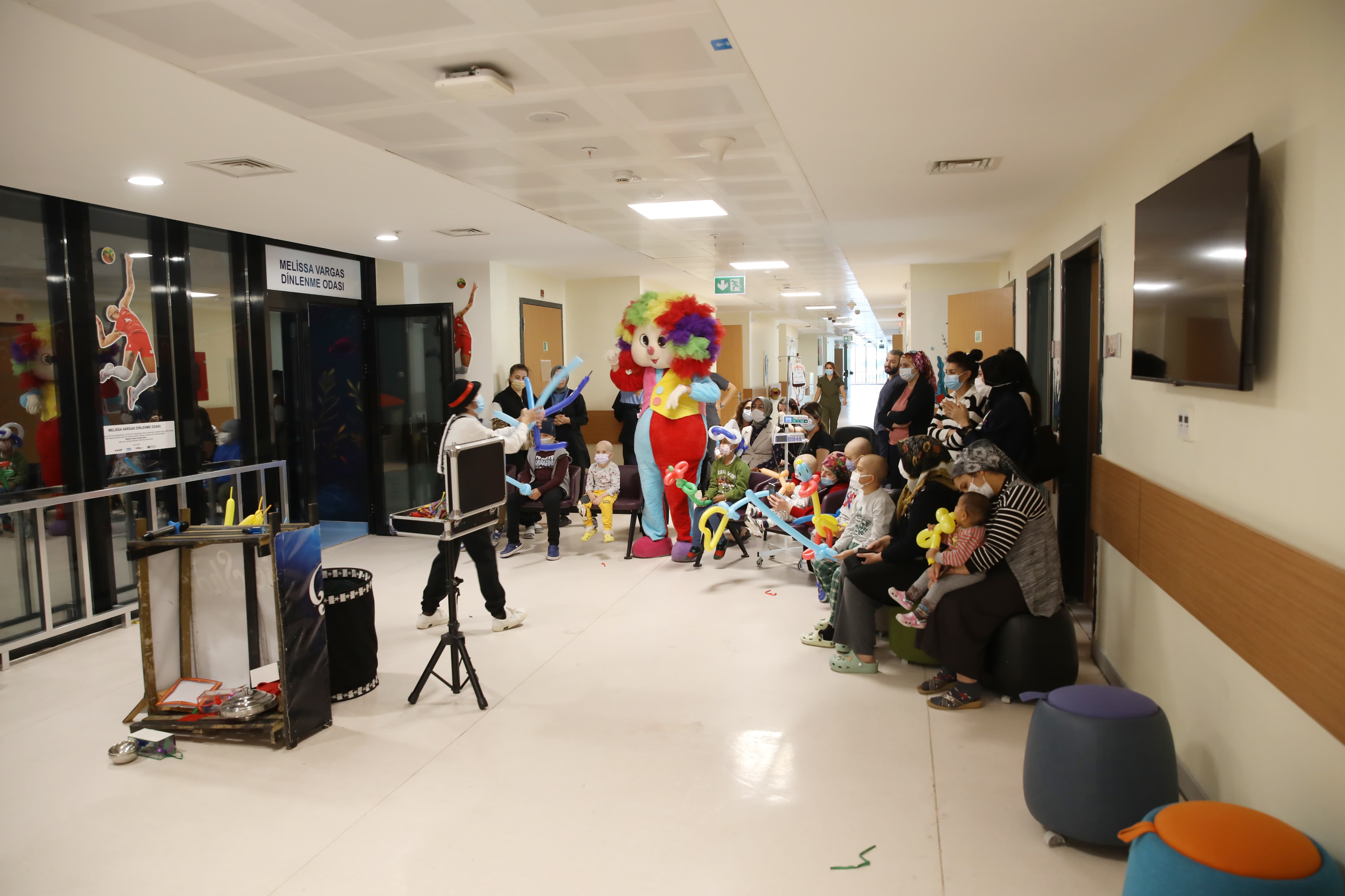 Battalgazi Belediyesi'nden Lösemili Çocuklara Moral Ziyareti