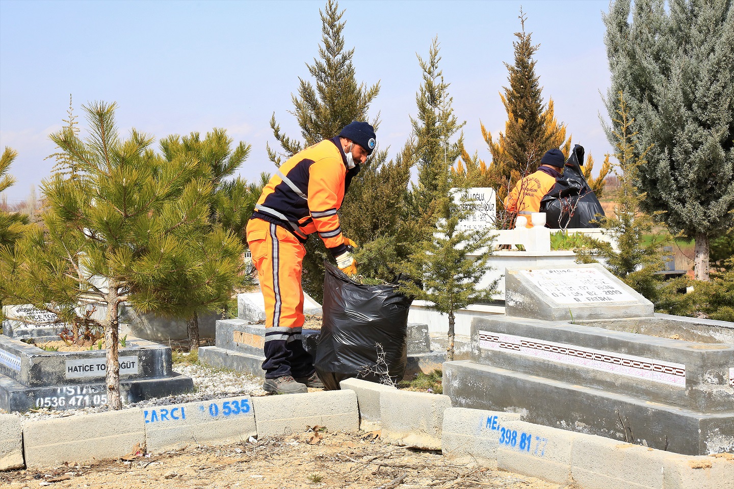 Battalgazi'de Mezarlıklara Ramazan Bakımı