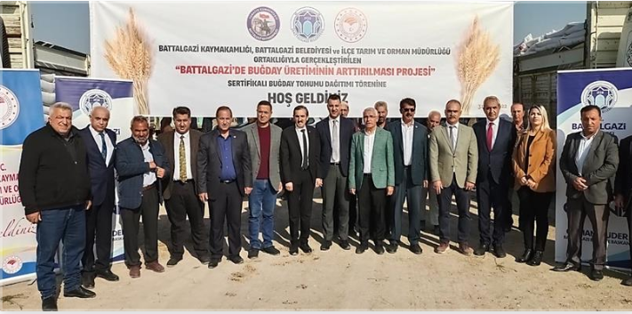 Battalgazili Çiftçilere Buğday Dağıtıldı