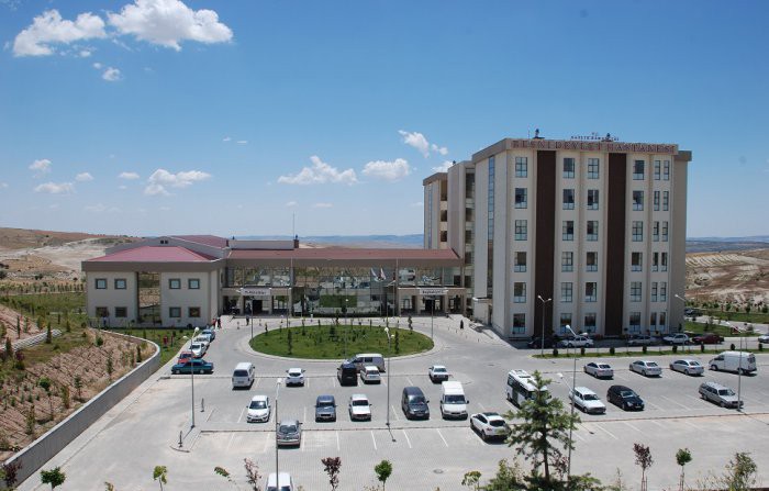 Besni Devlet Hastanesi doktor kadrosunu güçlendiriyor