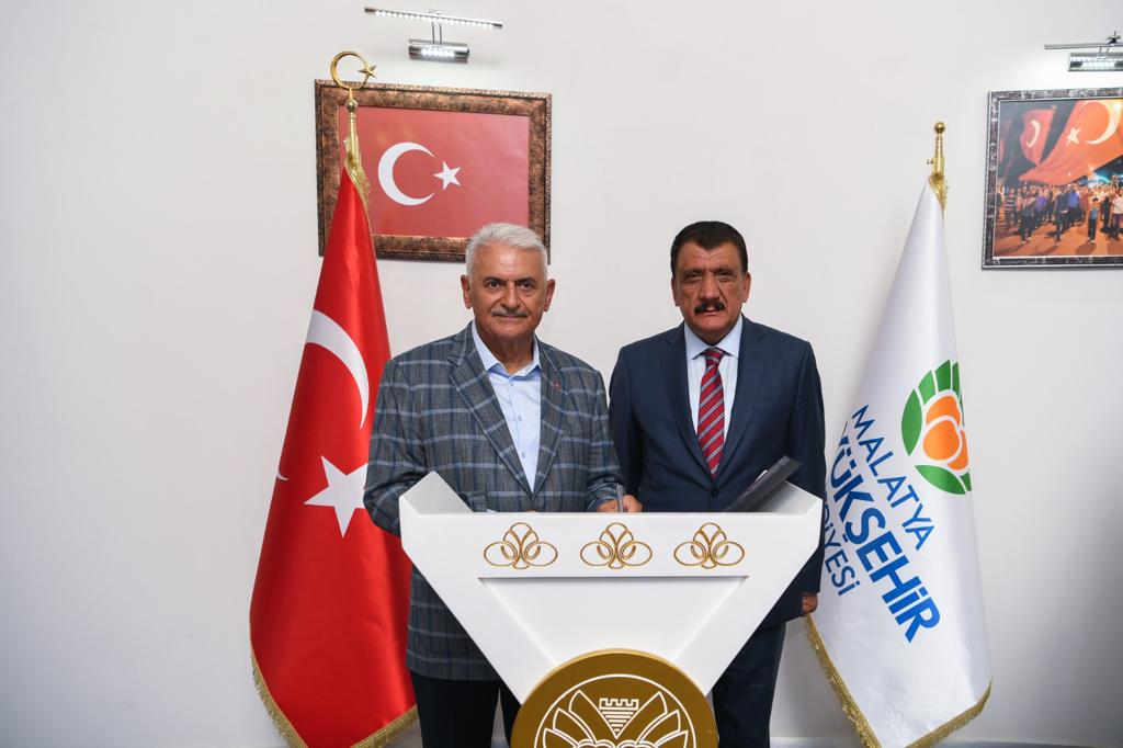 Binali Yıldırım Başkan Gürkan'ı Ziyaret Etti