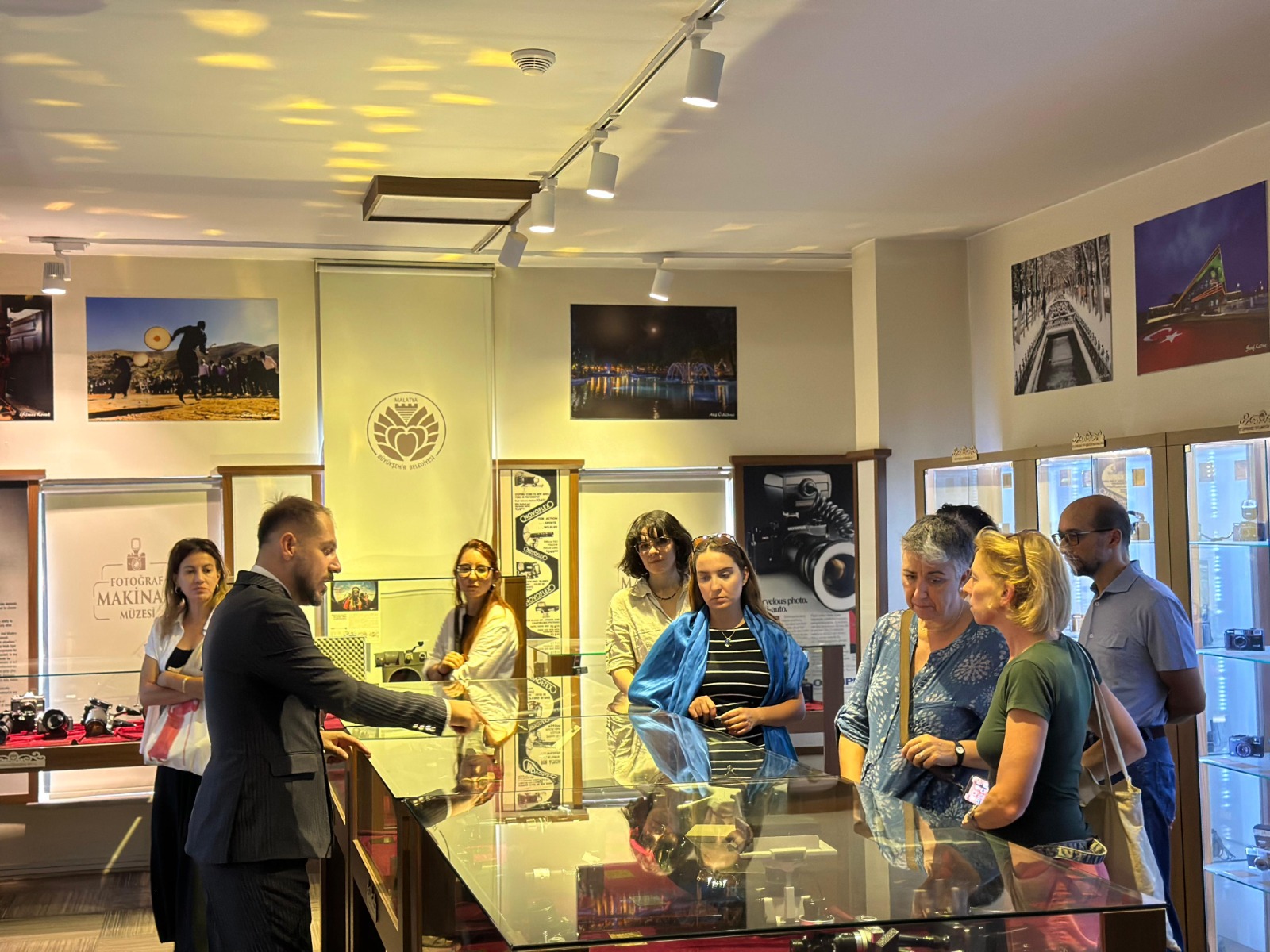 ‘BU KADAR BÜYÜK VE GÜZEL BİR MÜZE BEKLEMİYORDUM’