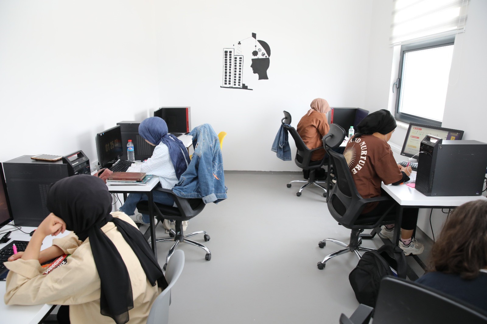 Bu Kütüphaneyi 49 Bin Kişi Kullandı