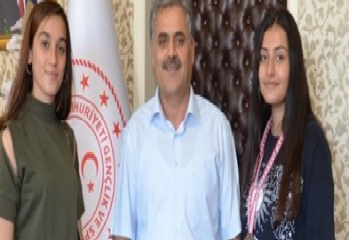 Buse, Boks’ta Türkiye 3’ncüsü olarak döndü