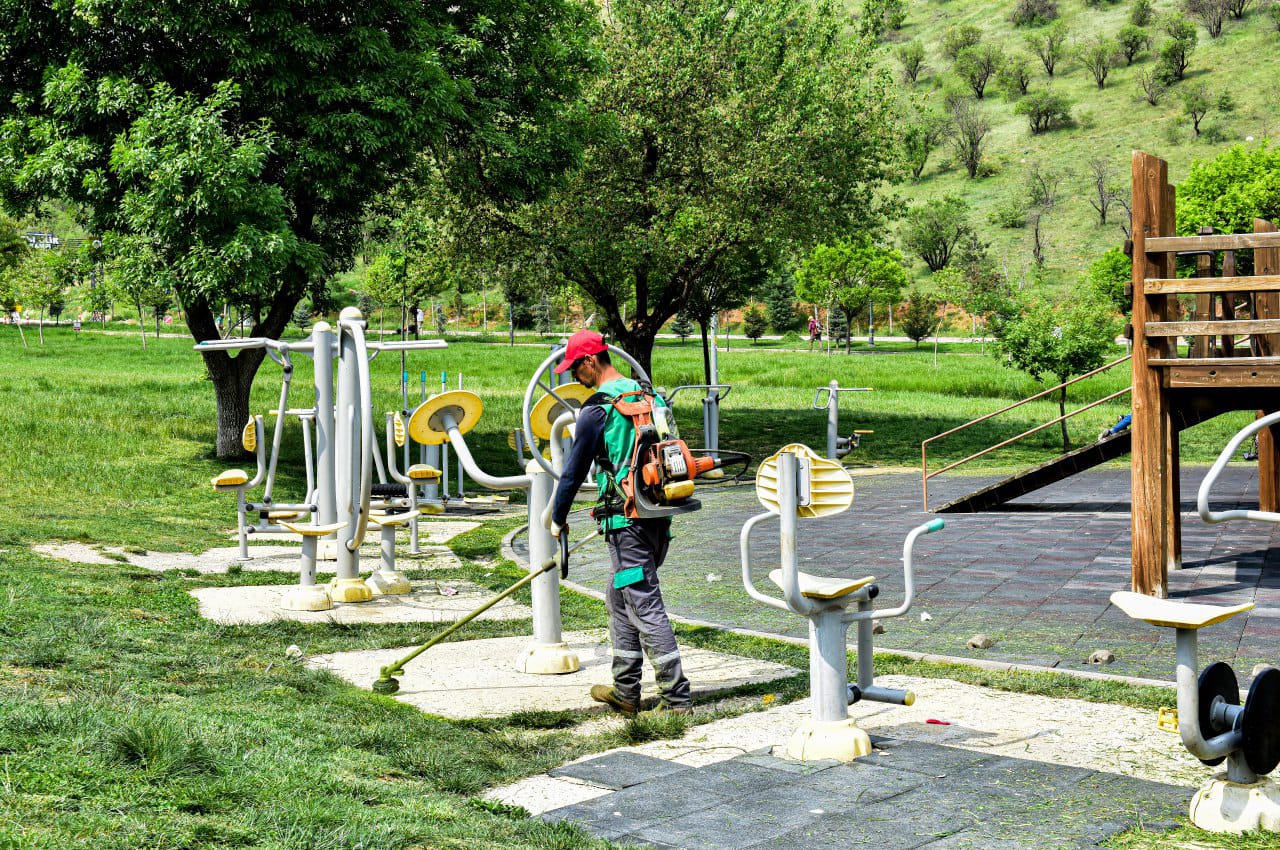 Büyükşehir Belediyesi Çalışmalarını Sürdürüyor