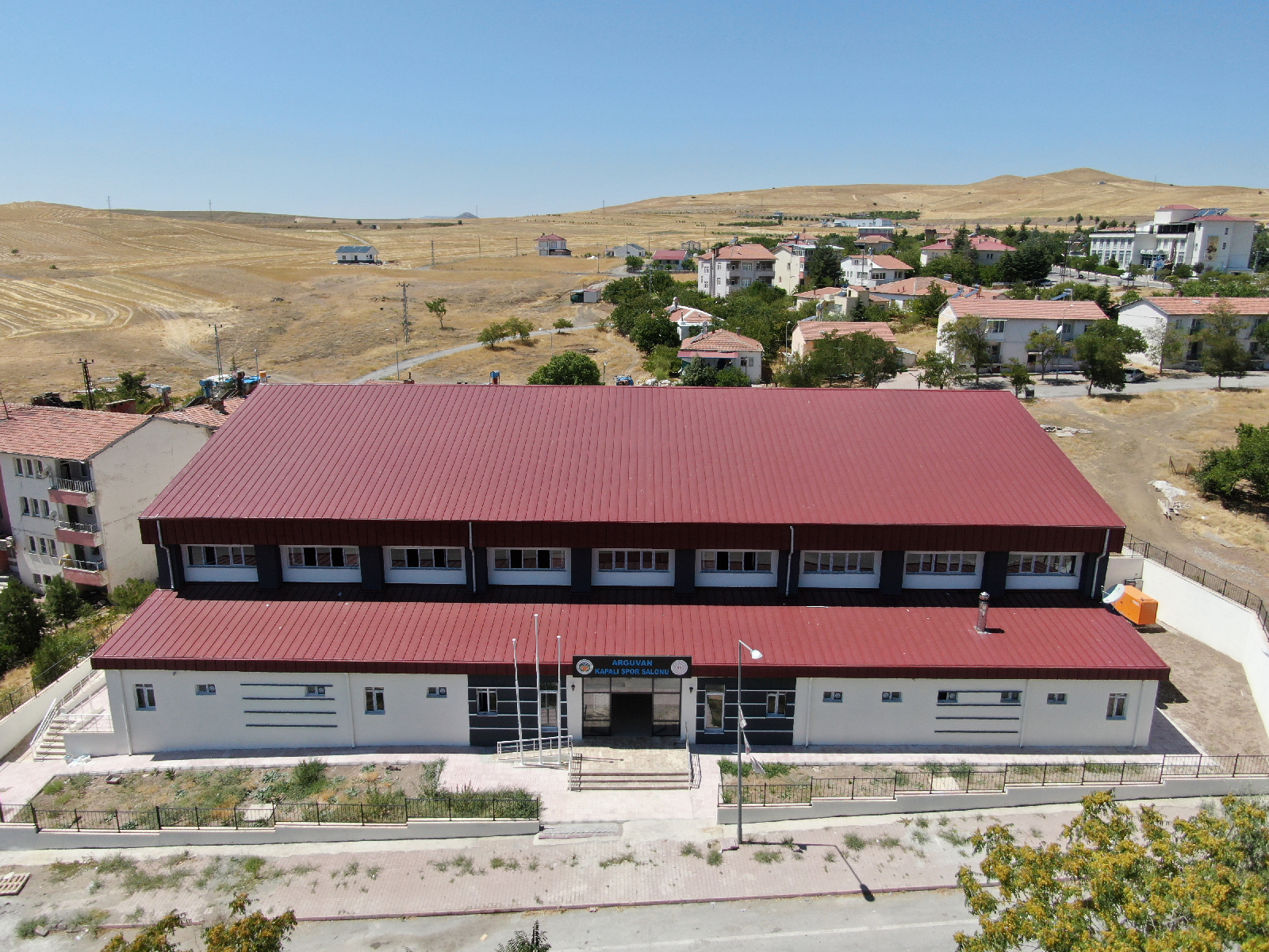 Büyükşehir Belediyesinde Arguvan'a Kapalı Spor Salonu