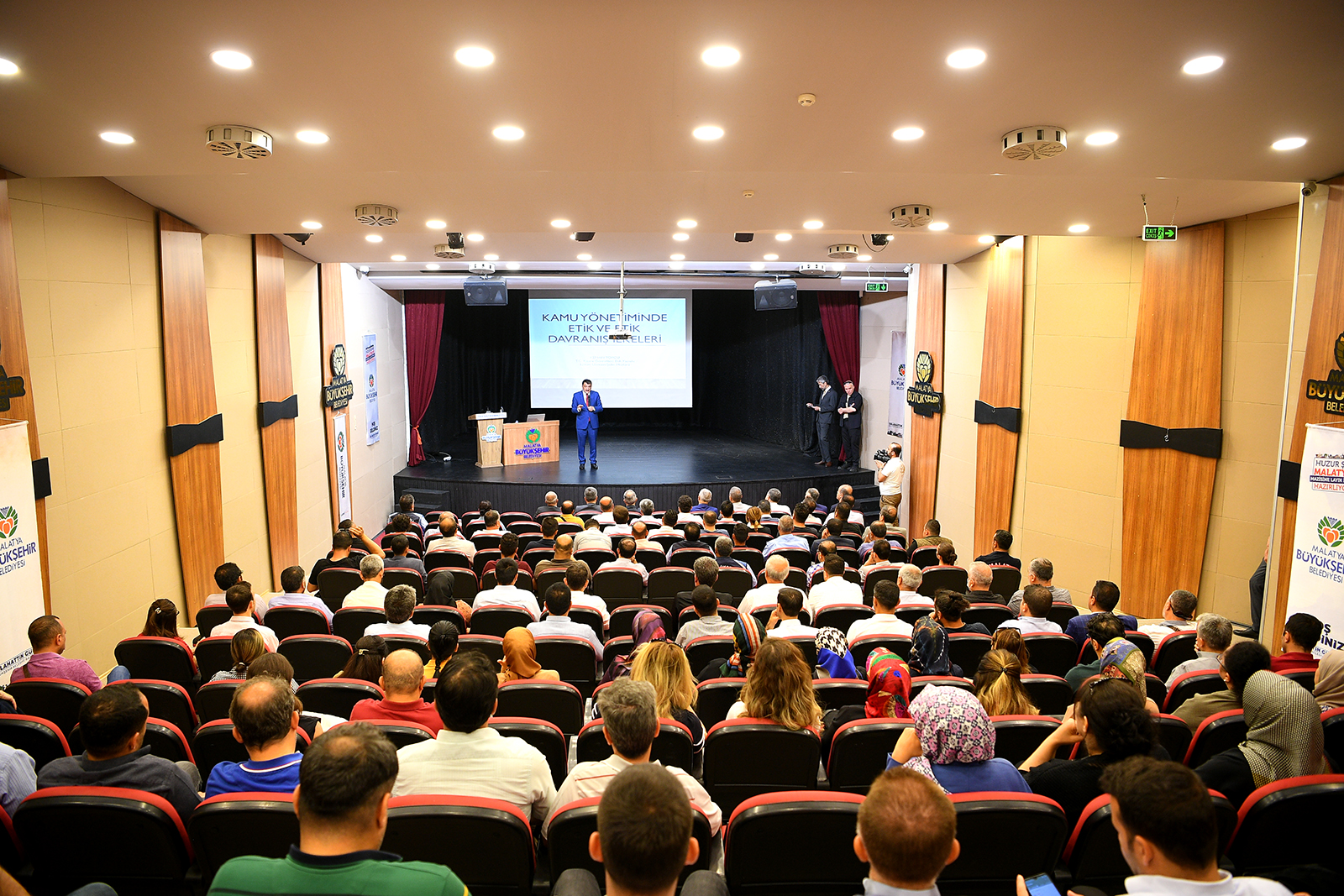 Büyükşehir Belediyesinden Çalışanlara Hizmetiçi Eğitim