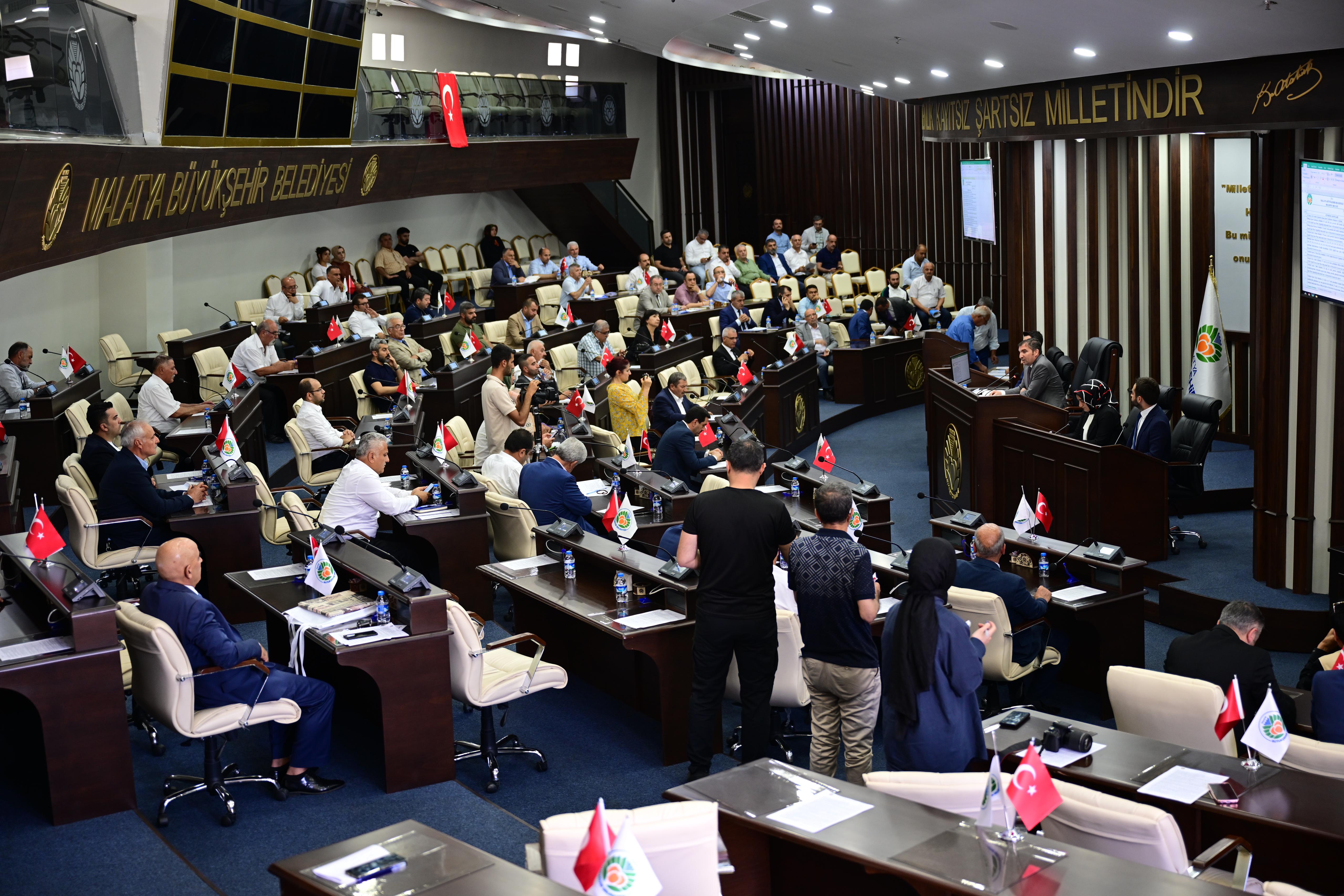 Büyükşehir Meclisi Toplandı