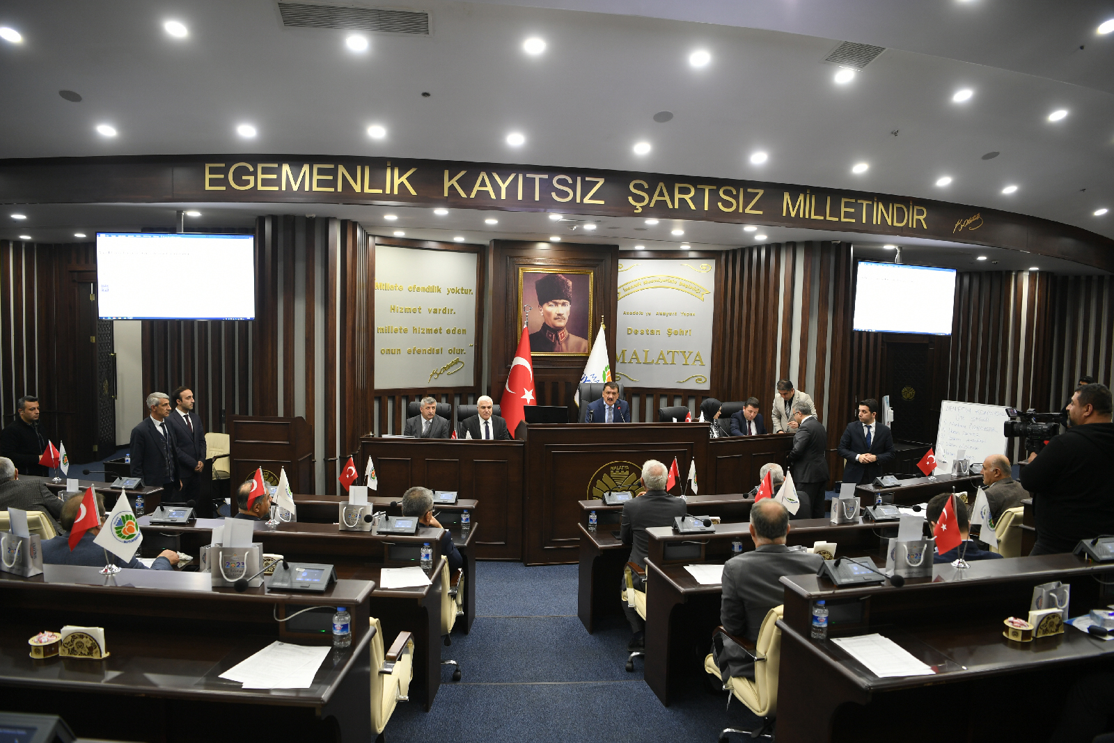 Büyükşehir Meclisi Toplandı