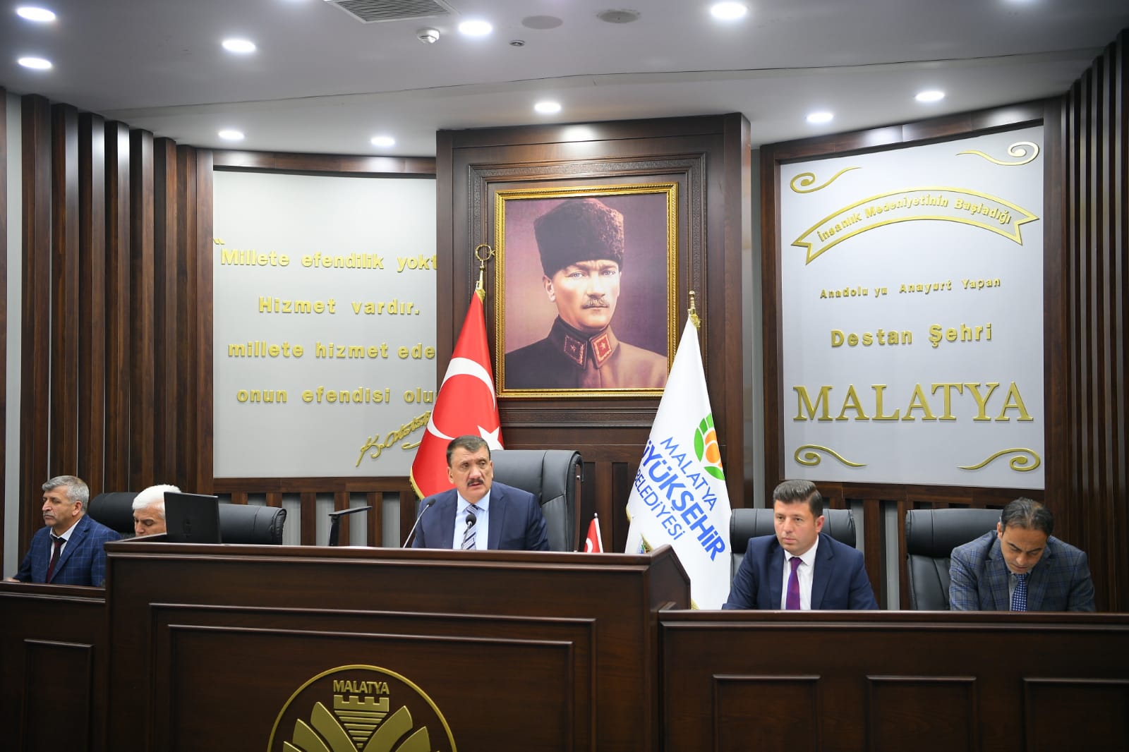 Büyükşehir Meclisi Toplandı