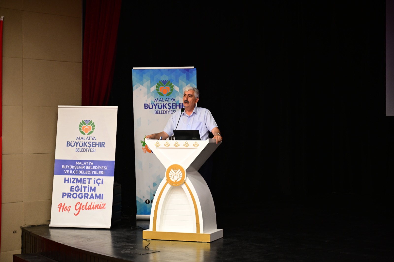 Büyükşehir Personeline "Diksiyon ve Etkili Konuşma " Eğitimi