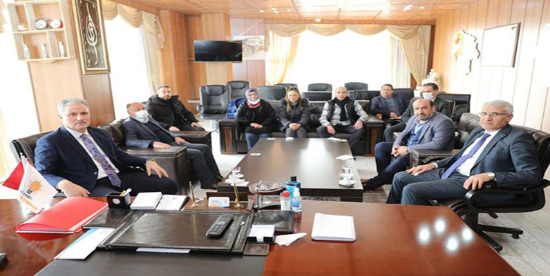 Çakır mahalle başkanlarını dinledi