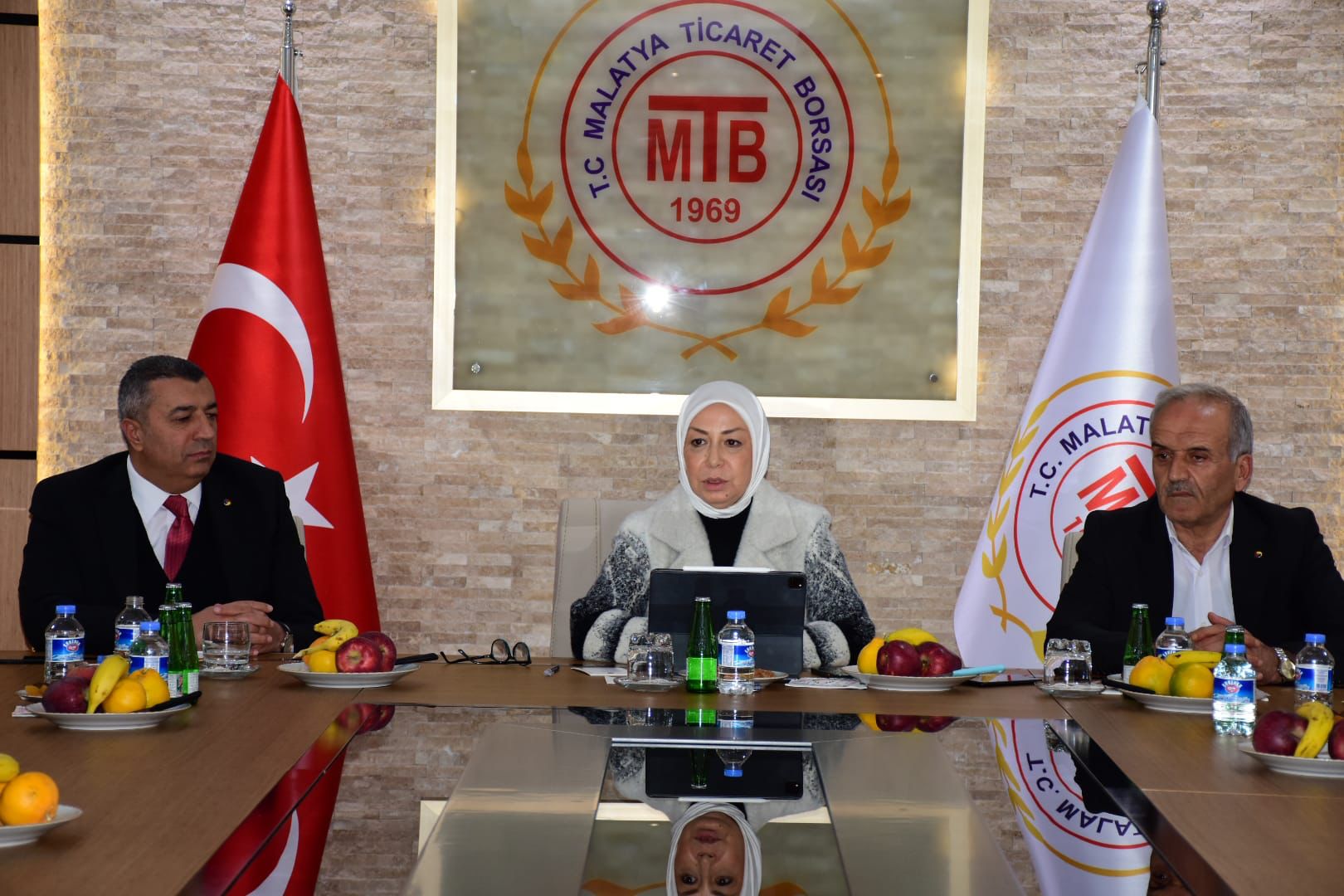 Çalık, " Kayısı 5 Yılda 1,4 Milyar Döviz Girdisi Sağladı "