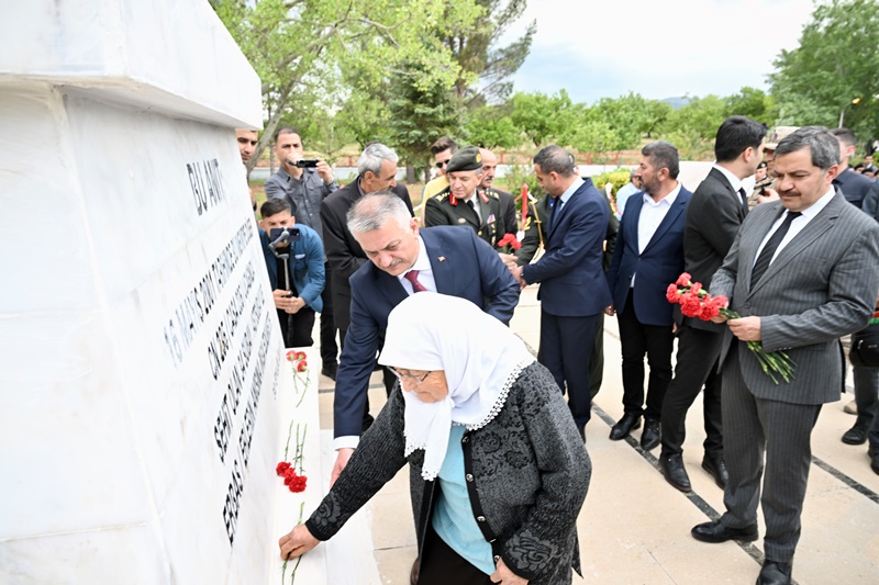 Casa Şehitleri Anıldı